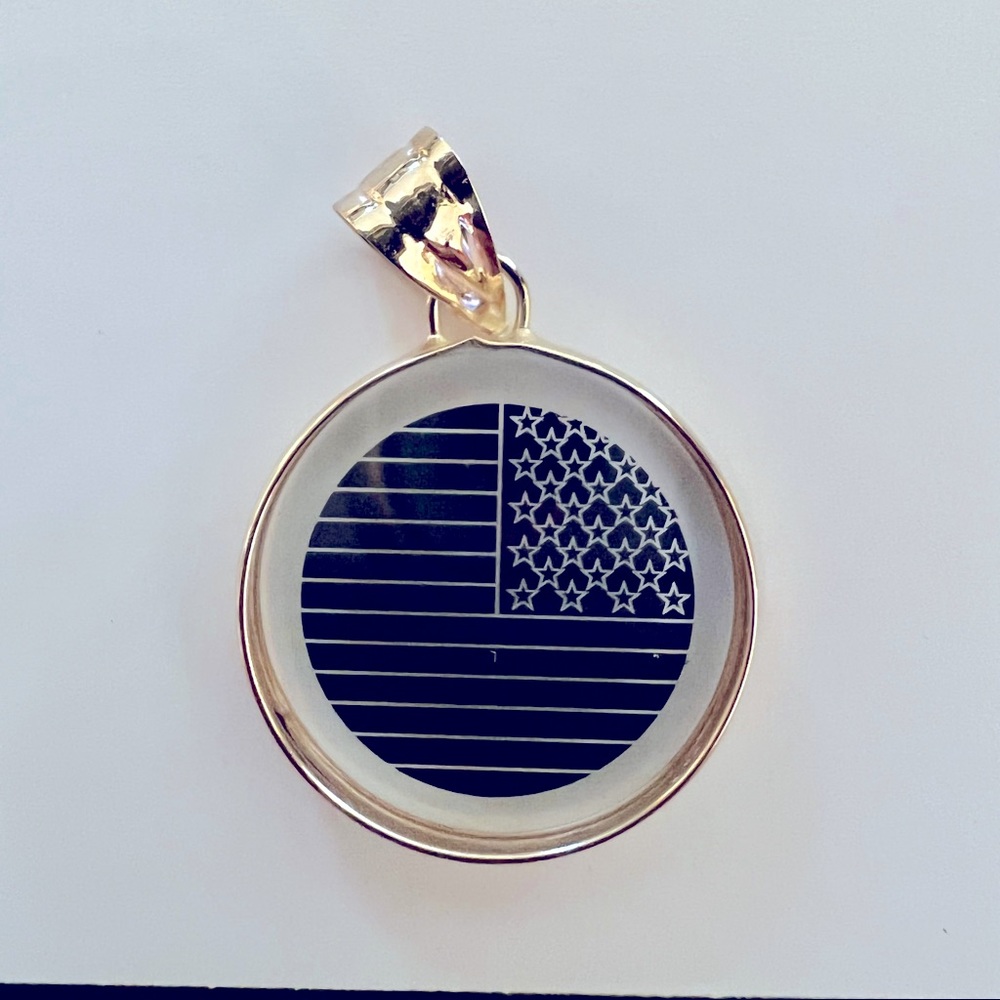 14k American flag 🇺🇸